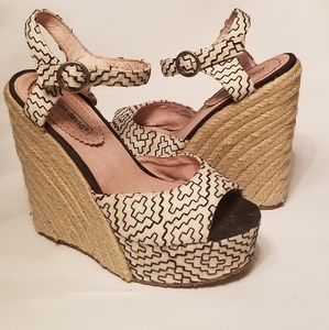 Baja White Black Charles David  Wedge Black/White  7